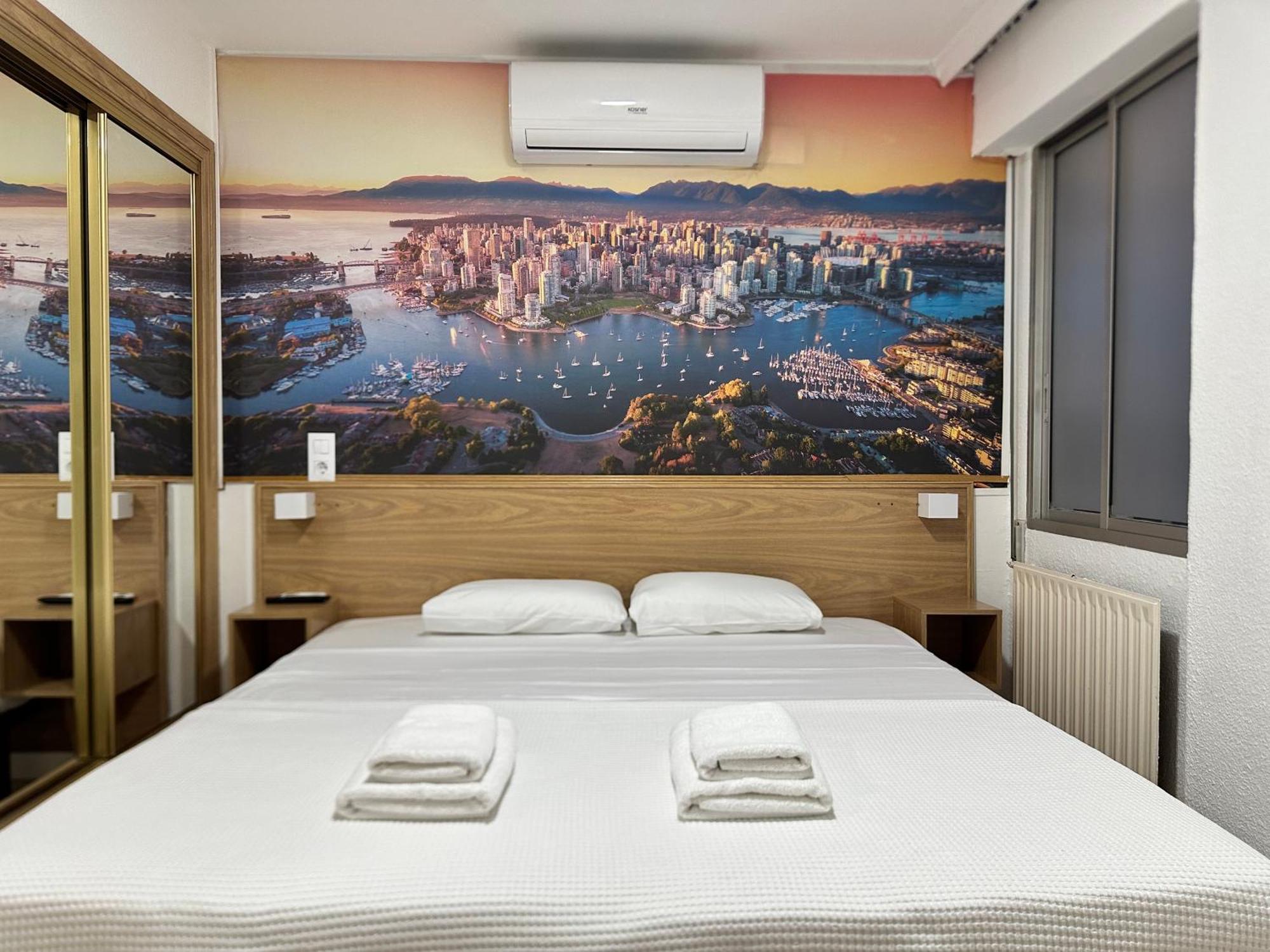 Hostal Zaragoza Centro Luaran gambar